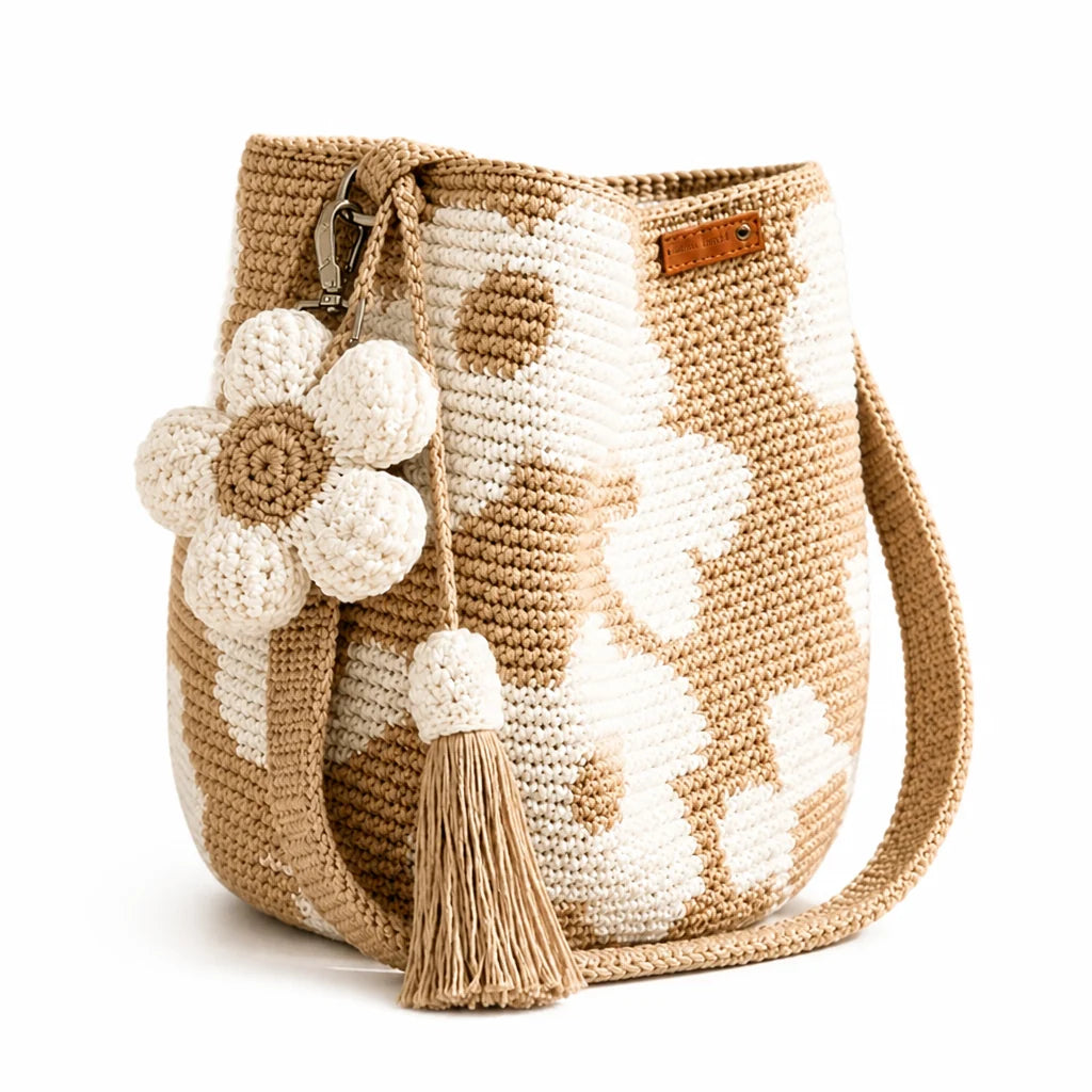 SilqueAura™ Bucket Bag — Handmade Elegance That Commands Attention Everywhere You Go
